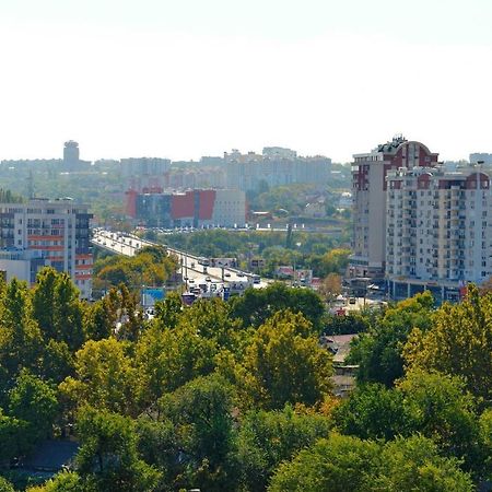 צ'יסינאו Уютная Квартира В Самом Центре. מראה חיצוני תמונה