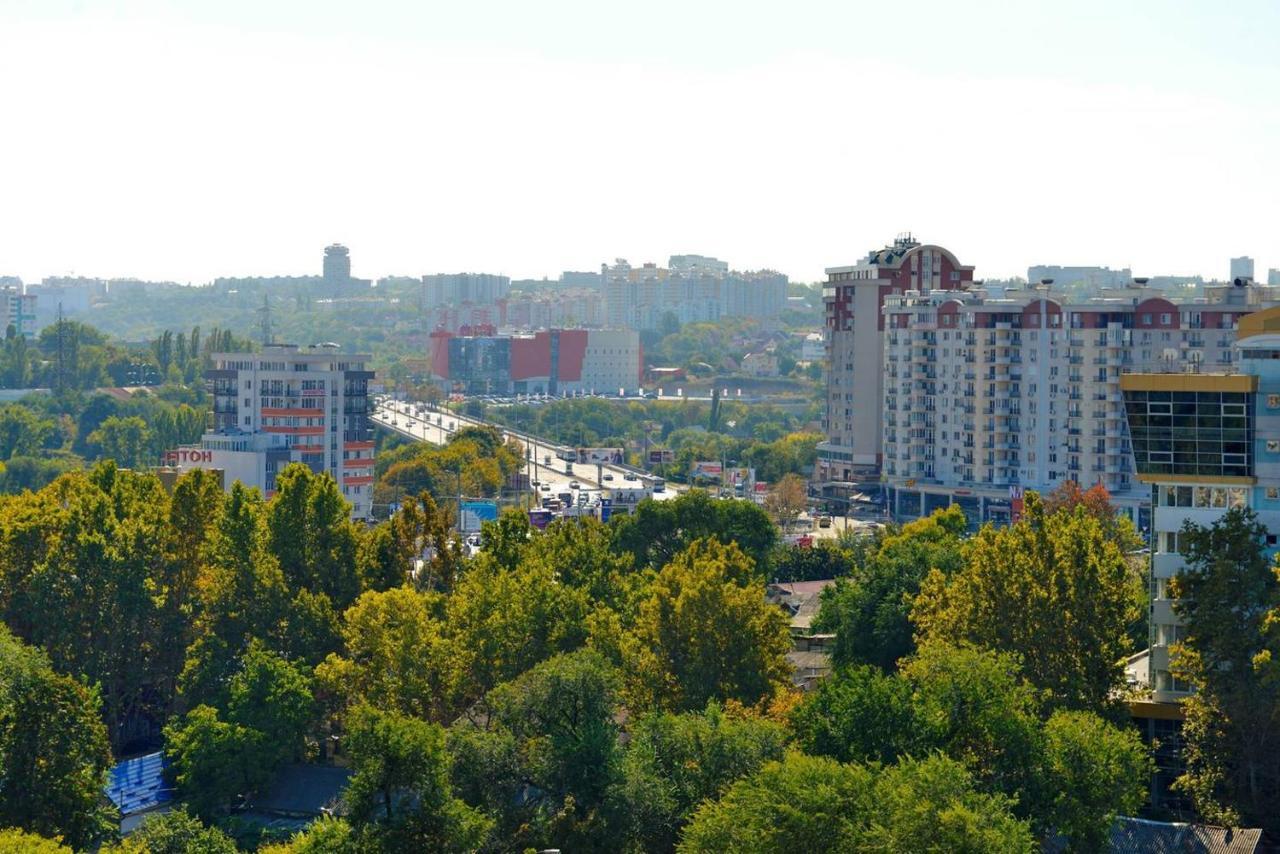 צ'יסינאו Уютная Квартира В Самом Центре. מראה חיצוני תמונה